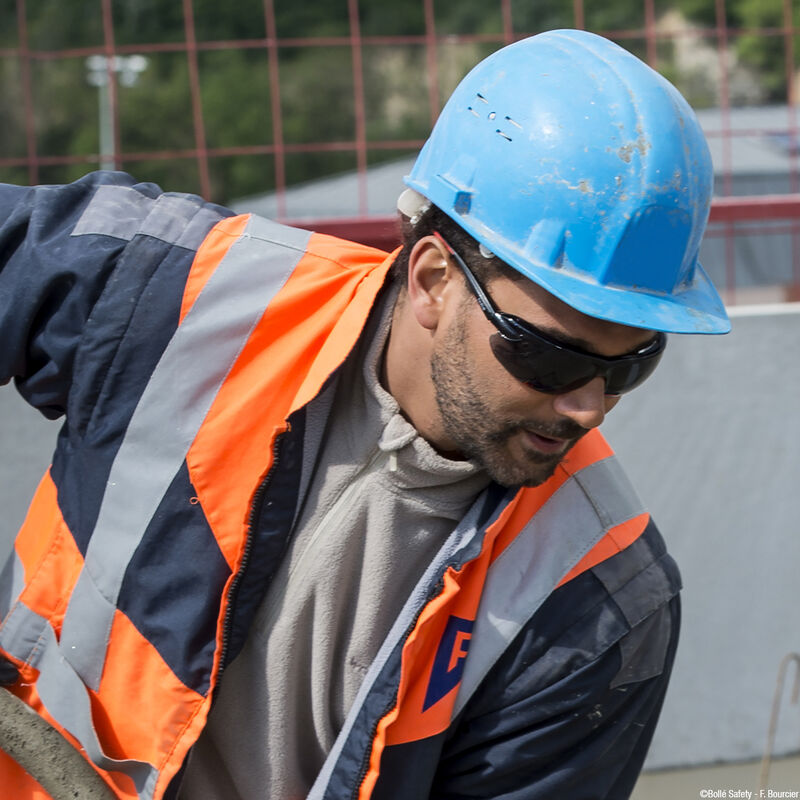 Bolle IRI-s Series Safety Glasses with Smoke Anti-Fog Lenses (10-Pack)